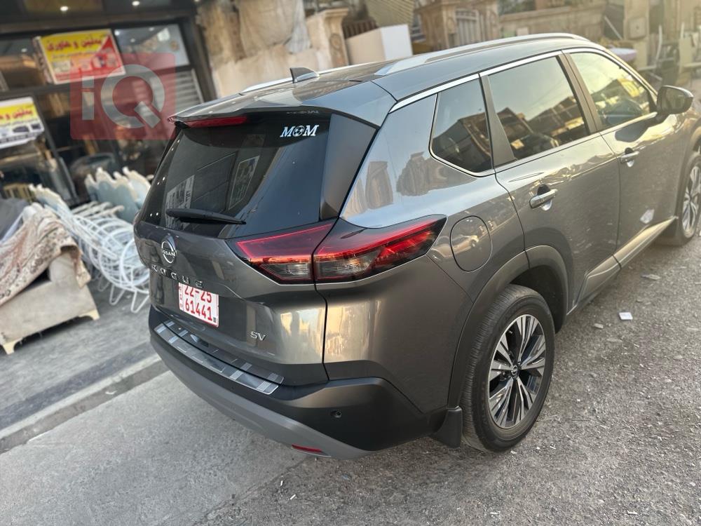 Nissan Rogue